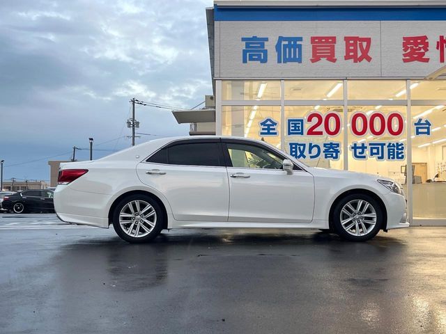 TOYOTA CROWN sedan 2013