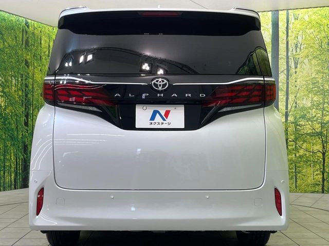 TOYOTA ALPHARD 2024