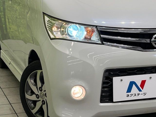 NISSAN ROOX 2012