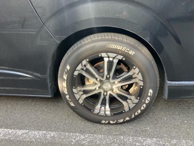 TOYOTA HIACE wagon 2010