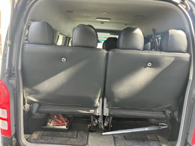 TOYOTA HIACE wagon 2010