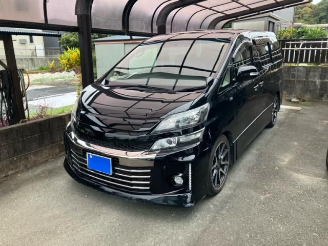 TOYOTA VELLFIRE 2012