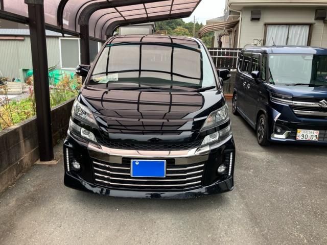 TOYOTA VELLFIRE 2012