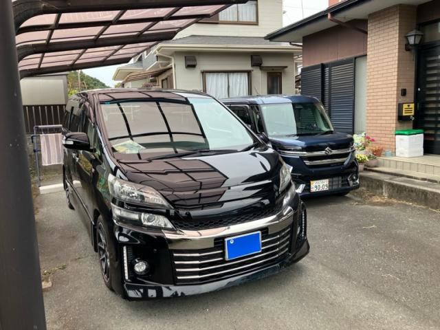 TOYOTA VELLFIRE 2012