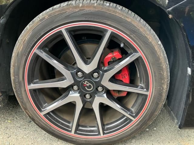 TOYOTA VELLFIRE 2012