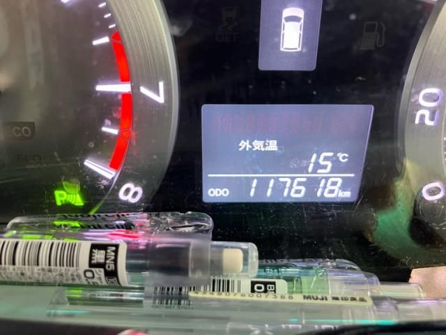 TOYOTA VELLFIRE 2012