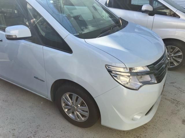 NISSAN SERENA  S-HYBRID 2014
