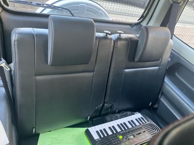 SUZUKI JIMNY 4WD 2012