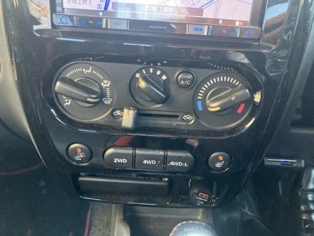 SUZUKI JIMNY 4WD 2012