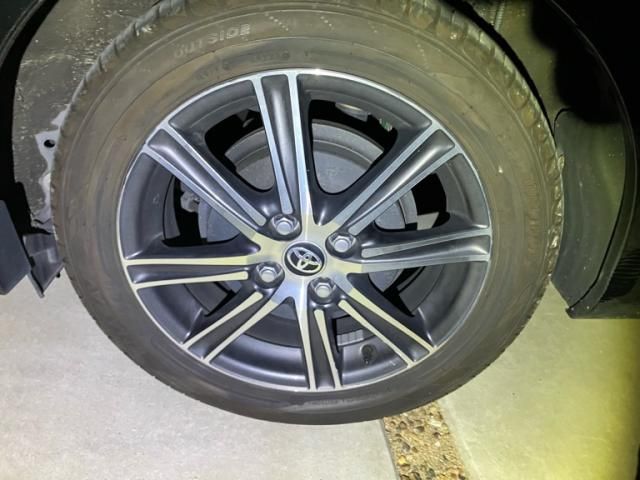 TOYOTA COROLLA FIELDER HYBRID 2017