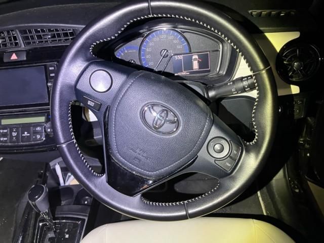 TOYOTA COROLLA FIELDER HYBRID 2017