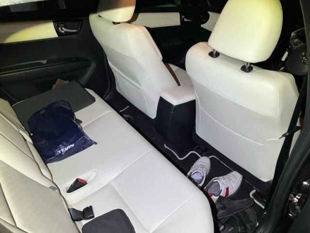 TOYOTA COROLLA FIELDER HYBRID 2017