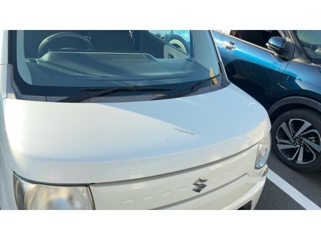 SUZUKI MR WAGON 2011