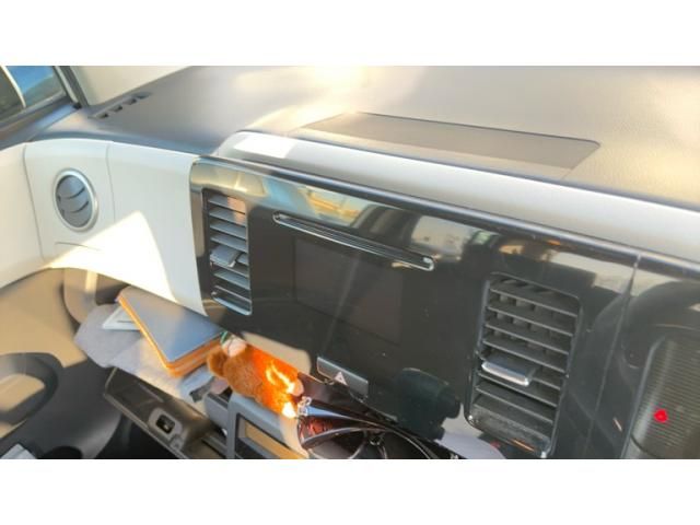 SUZUKI MR WAGON 2011