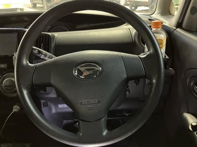 DAIHATSU TANTO 2013