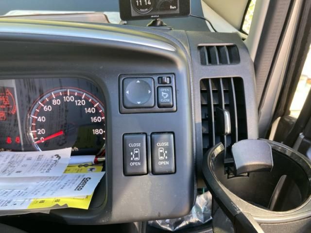 NISSAN SERENA  WG 2009