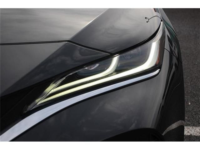 TOYOTA HARRIER HYBRID 2020