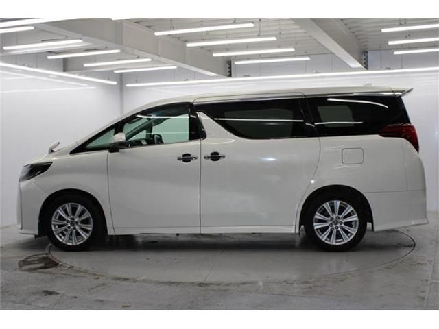 TOYOTA ALPHARD 2018