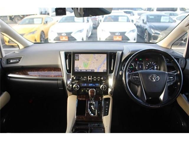 TOYOTA ALPHARD hybrid 4WD 2021