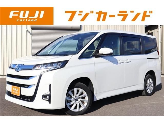 TOYOTA NOAH HYBRID 4WD 2023