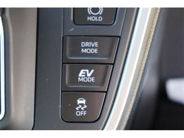 TOYOTA NOAH HYBRID 4WD 2023