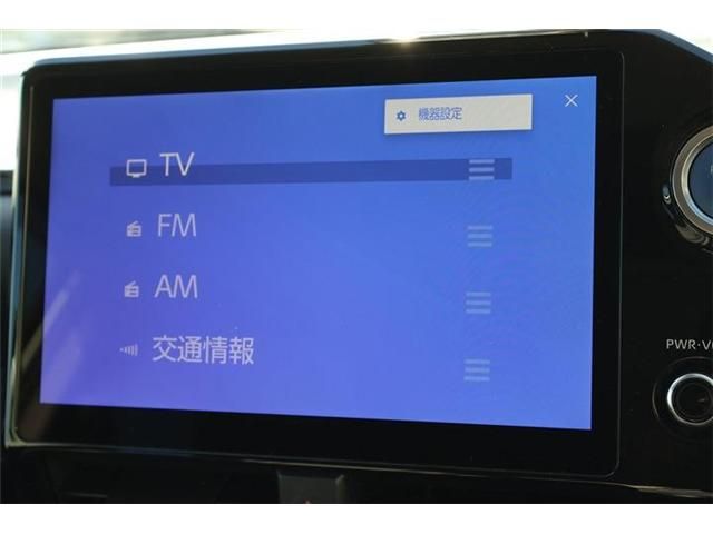 TOYOTA NOAH HYBRID 4WD 2023