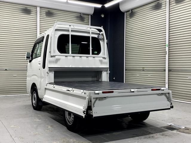 DAIHATSU HIJET truck 4WD 2018