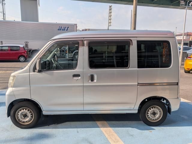 DAIHATSU HIJET CARGO 2012