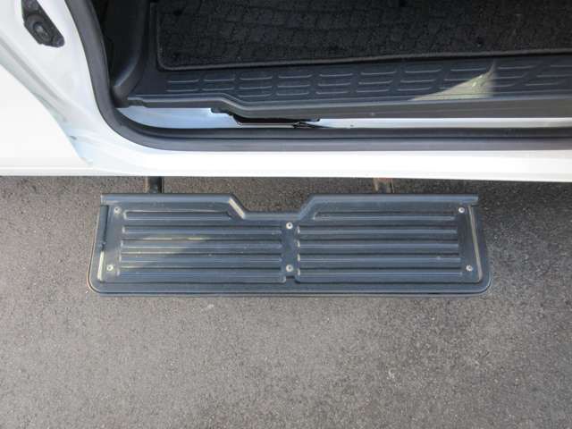 TOYOTA VOXY 4WD 2019