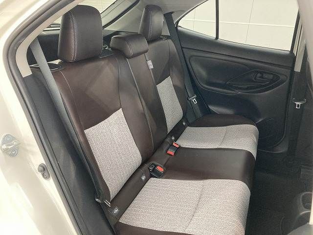 TOYOTA YARIS CROSS HYBRID 2021