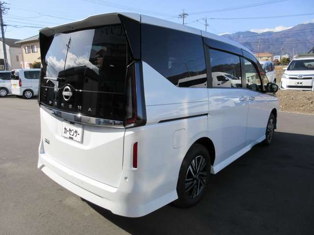 NISSAN SERENA  WG 4WD 2025