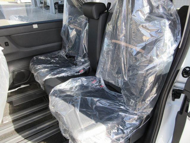 NISSAN SERENA  WG 4WD 2025