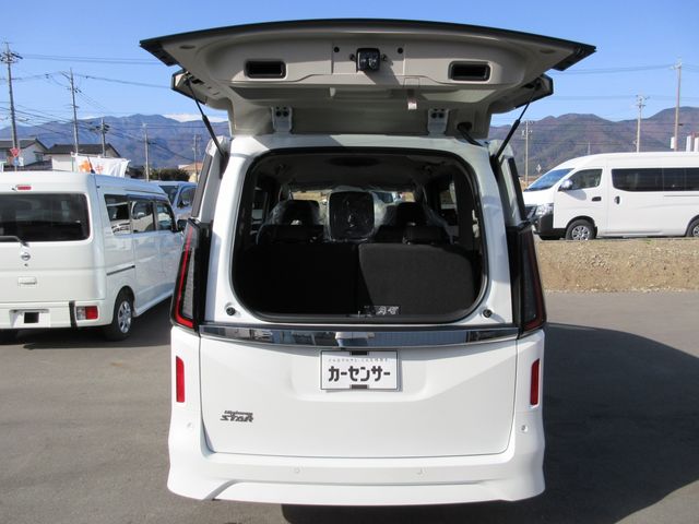 NISSAN SERENA  WG 4WD 2025