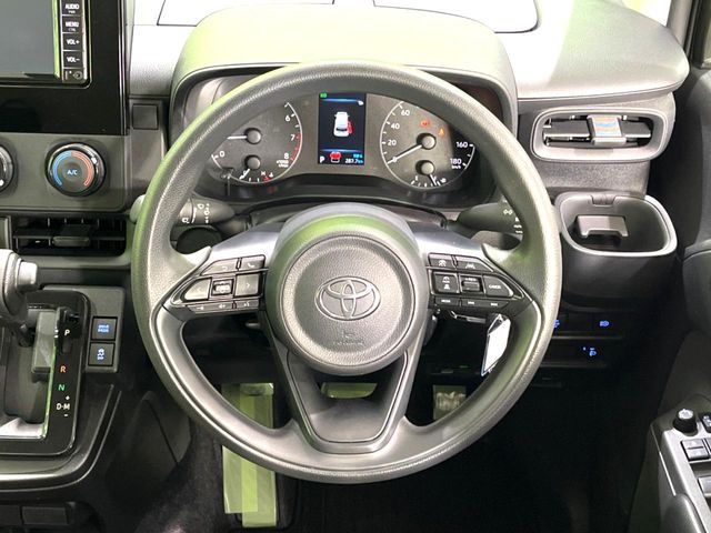TOYOTA SIENTA 2022