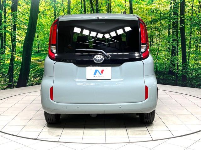 TOYOTA SIENTA 2022