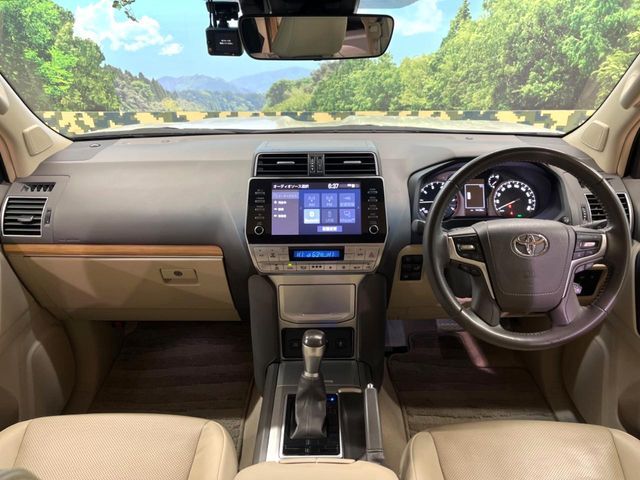 TOYOTA LANDCRUISER PRADO 2023