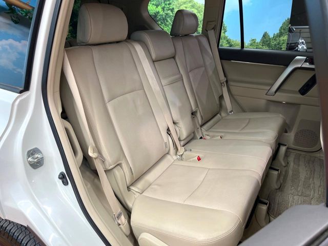 TOYOTA LANDCRUISER PRADO 2023