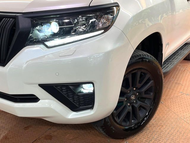TOYOTA LANDCRUISER PRADO 2023