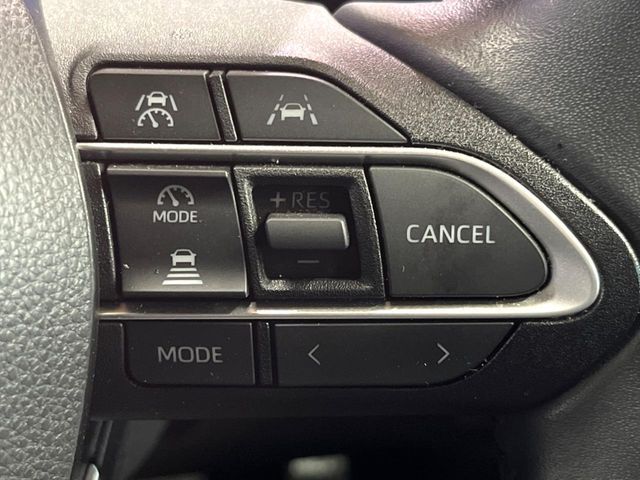 TOYOTA VOXY HYBRID 2023