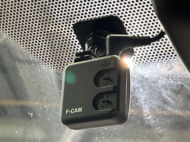 TOYOTA VOXY HYBRID 2023