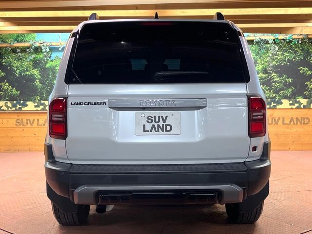 TOYOTA LANDCRUISER 250 2024