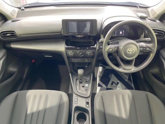 TOYOTA YARIS CROSS 2025