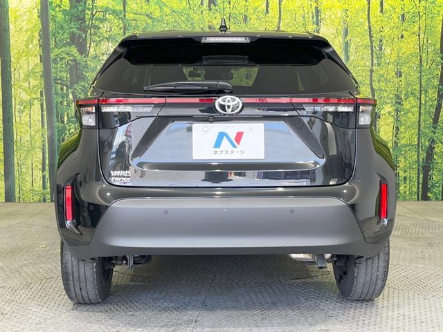 TOYOTA YARIS CROSS 2025