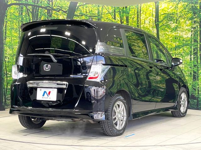 HONDA FREED Spike HYBRID 2013