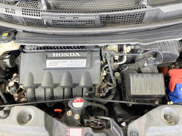 HONDA FREED Spike HYBRID 2013