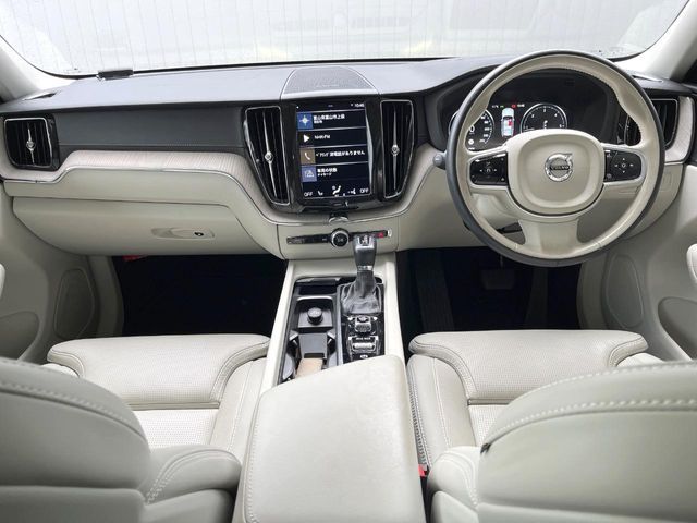 VOLVO VOLVO XC60 2019