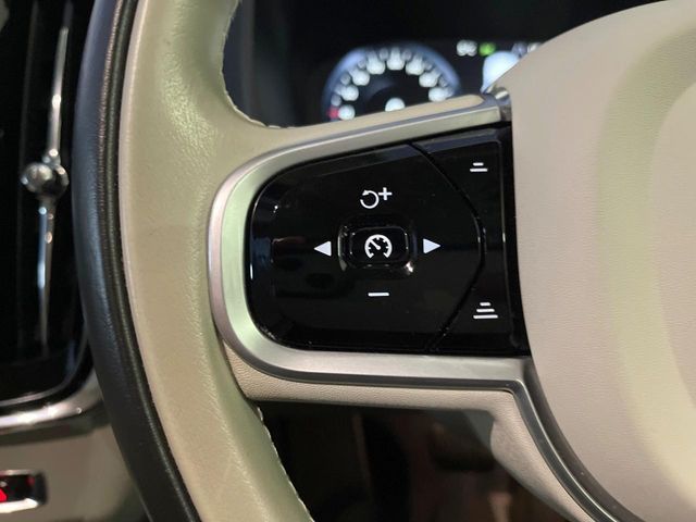 VOLVO VOLVO V90 CROSS COUNTRY 2019