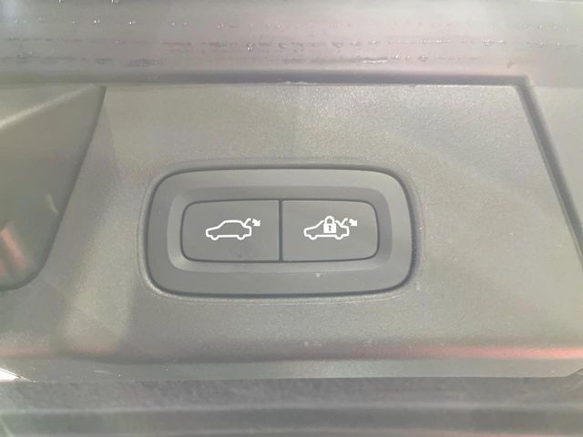 VOLVO VOLVO V90 CROSS COUNTRY 2019