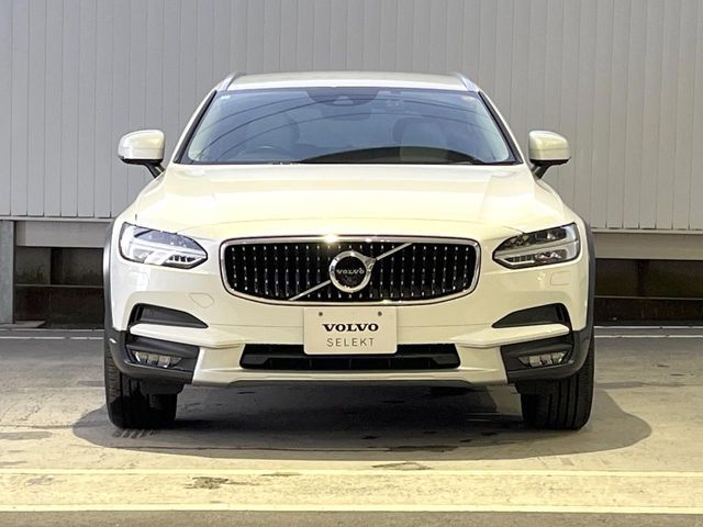 VOLVO VOLVO V90 CROSS COUNTRY 2019