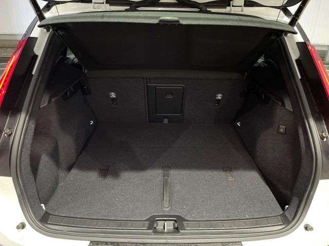 VOLVO VOLVO XC40 2022